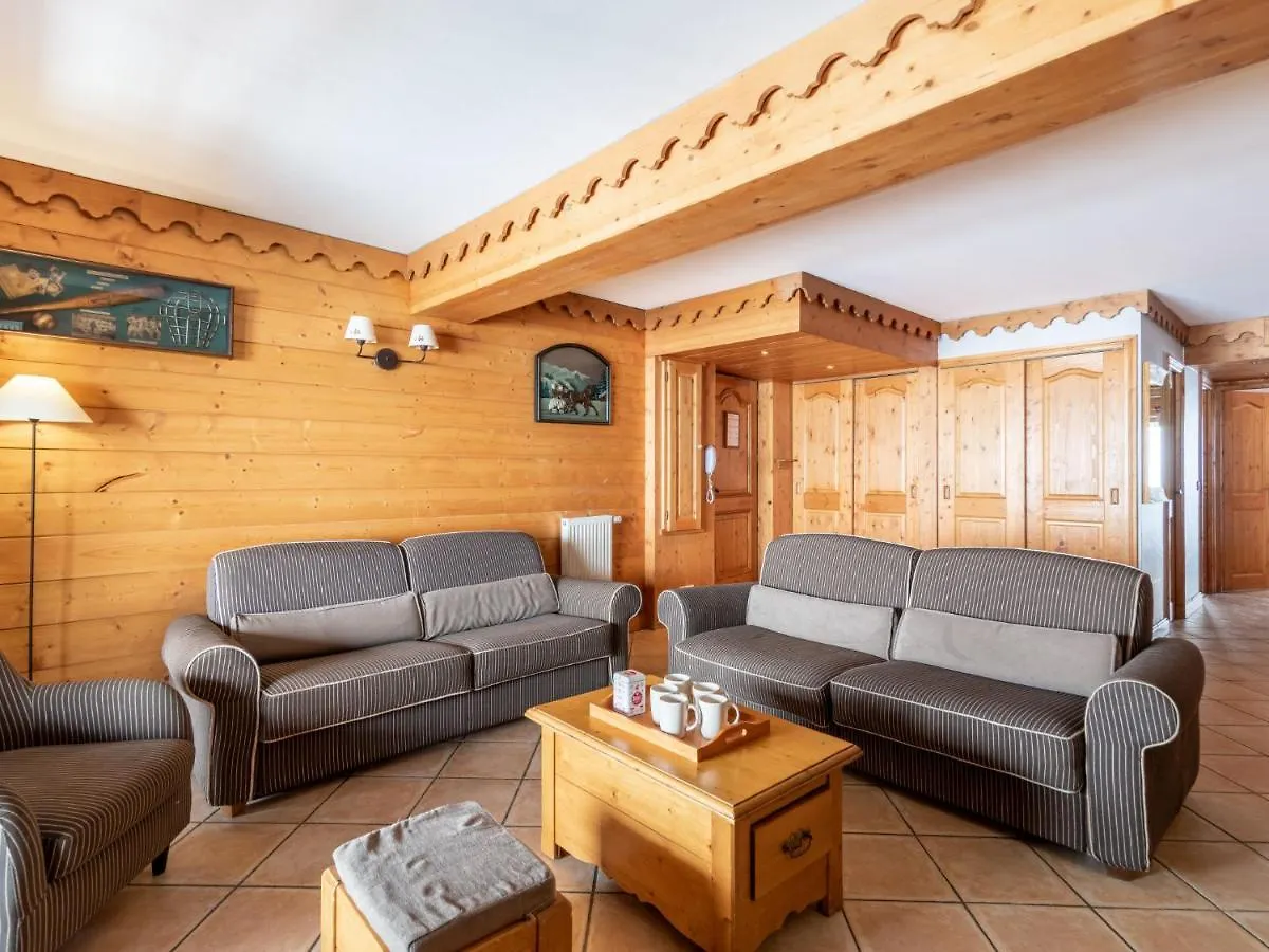 Apartment Ecrin Des Neiges - Val Claret-3 By Interhome Tignes