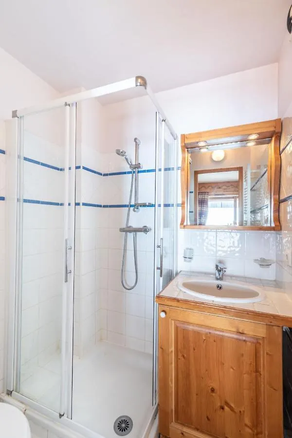 Apartment Ecrin Des Neiges - Val Claret-3 By Interhome Tignes